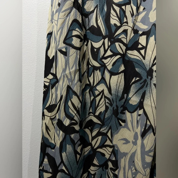 Vince Women’s floral maxi dress - Picture 2 of 7